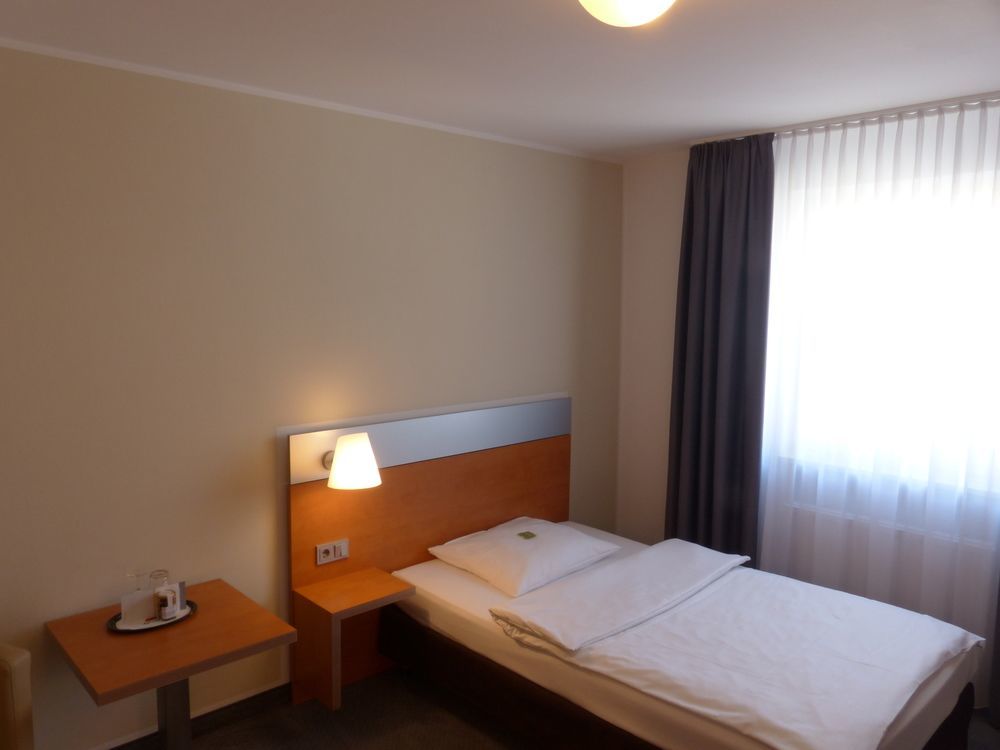 Ghotel Hotel & Living Muenchen-Nymphenburg Zewnętrze zdjęcie
