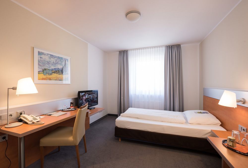 Ghotel Hotel & Living Muenchen-Nymphenburg Zewnętrze zdjęcie